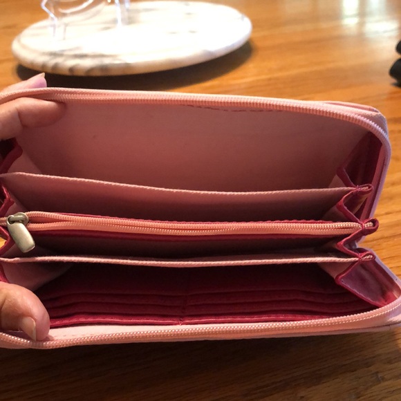 Ollie & Nik Wallet Genuine Leather Pinks Used - Picture 6 of 7